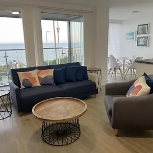 Seaview West Coast Apartment